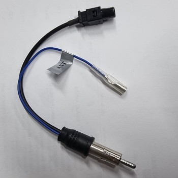 Antennenadapter Fakra (M) auf DIN 150 Ohm mit Phantomeinspeisung