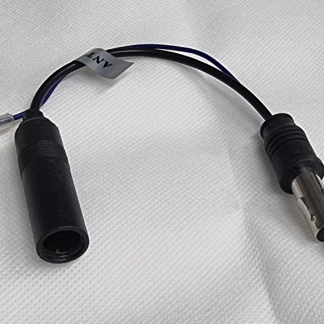 Antennenverstärker AM / FM, DIN-Stecker - DIN-Kupplung, universal