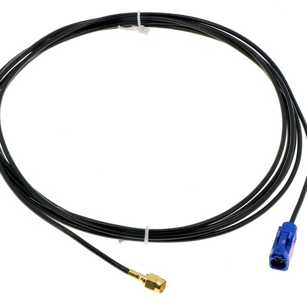 Antennenkabel Verlängerung FAKRA (F) Code C Signalblau auf SMA (M) 350cm