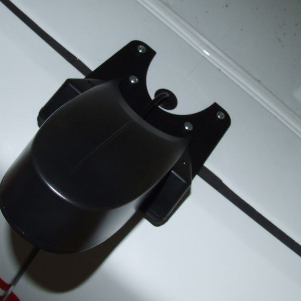 Halterplatte für CAM-x-AE90-VB an Movano und Master