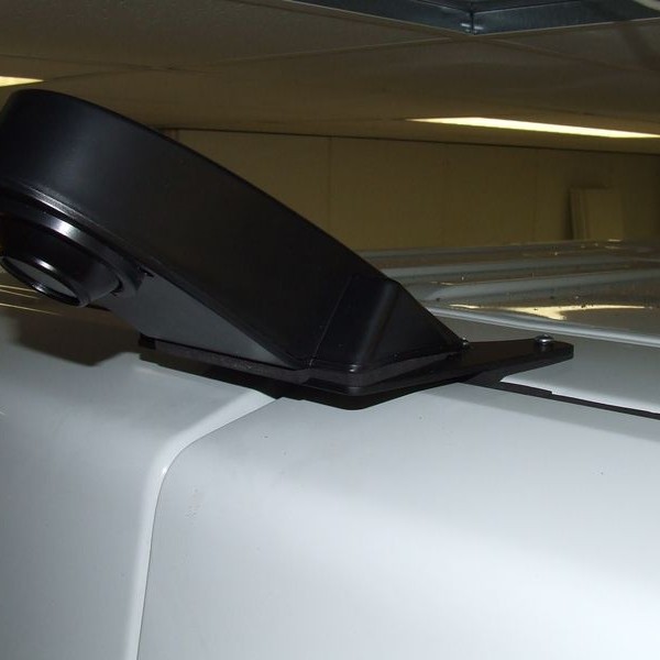 Halterplatte für CAM-x-AE90-VB an Movano und Master