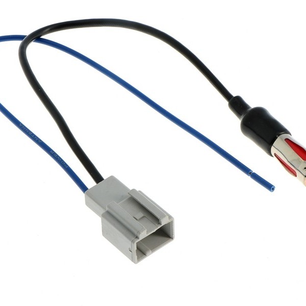 Antennenadapter GT13 (F) HONDA ab 06 MAZDA ab 10 SUZUKI ab 12 auf DIN (M)