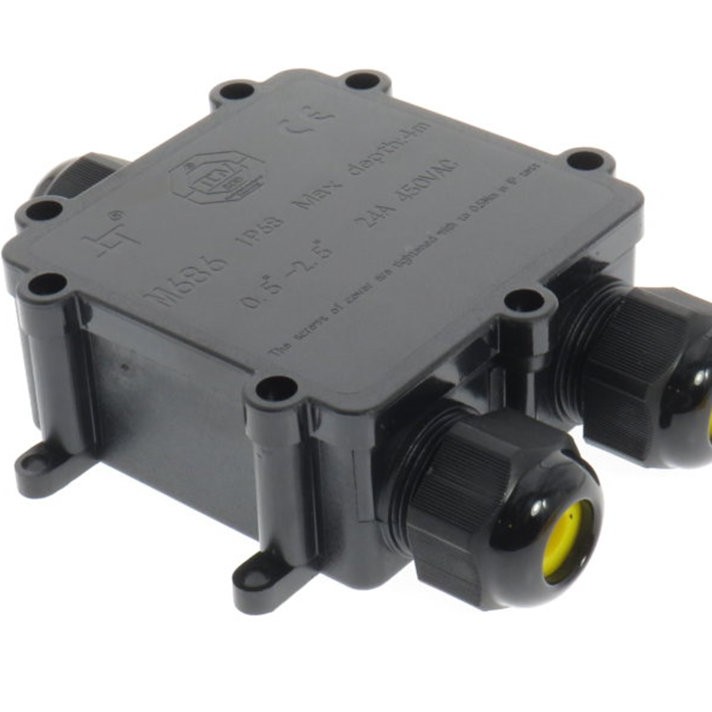 Verteilerdose, 3 Wege, 72x70x28 mm, wasserdicht IP68, Edelstahlschrauben