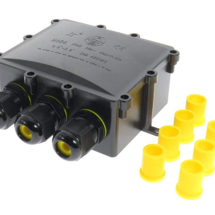 Verteilerdose, 4 Wege, 112x92x47 mm, wasserdicht IP68, Edelstahlschrauben