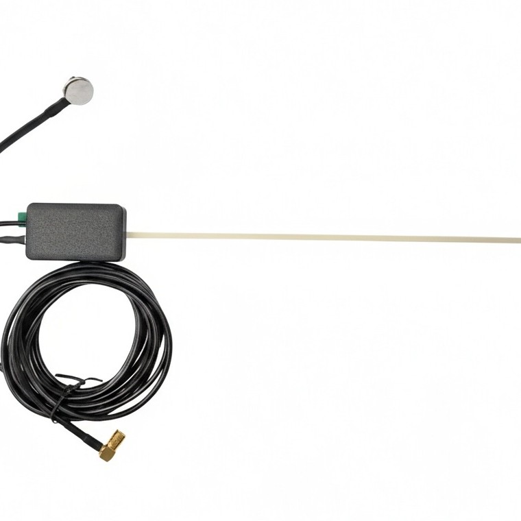 Aktive DAB+ Scheiben-Folienantenne SMB Anschluss