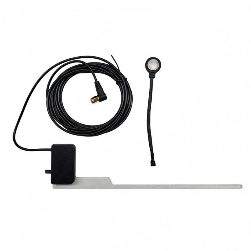 Universal Aktive DAB+ Scheiben-Folienantenne 90° SMA Stecker (schraubbar)