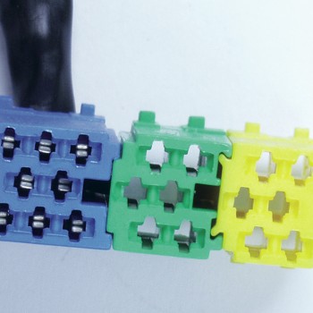 GRUNDIG CD-WECHSLERKABEL ACV301001