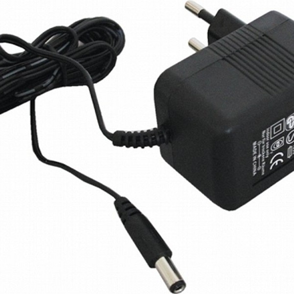 STECKER-NETZGERÄT 12V-KLEINGERÄTE