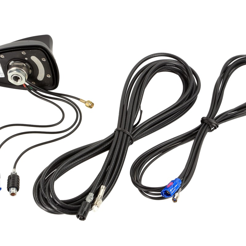 Shark II Quad Antenne AM / FM > HC97 / GSM > FME (f)