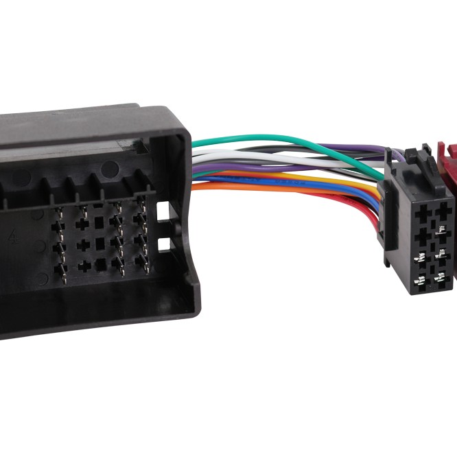 ISO auf Quadlock Adapterkabel für BMW, Mini, Land Rover