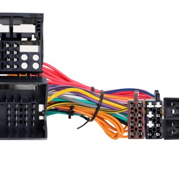 T-Kabelsatz fahrzeugspezifisch auf ISO Buchsen und Stecker