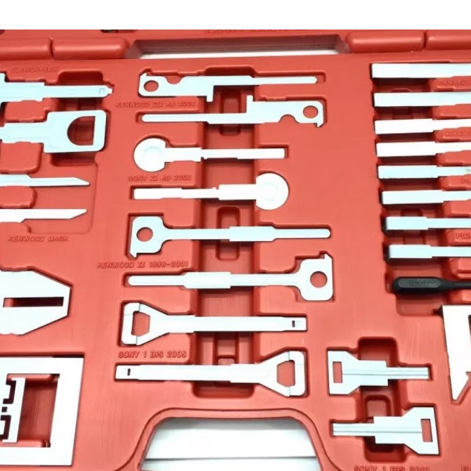 Autoradio-Ausbauwerkzeug / Schlüsselsatz 52-teilig