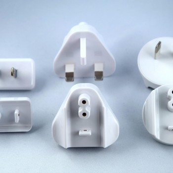 3 X Reise Adapter USA, Europa, Asien, UK, Australien