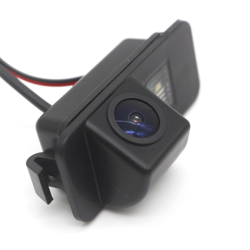 Rückfahrkamera in Kennzeichenleuchte (NTSC) für Ford Focus (ab 2008), Mondeo (ab