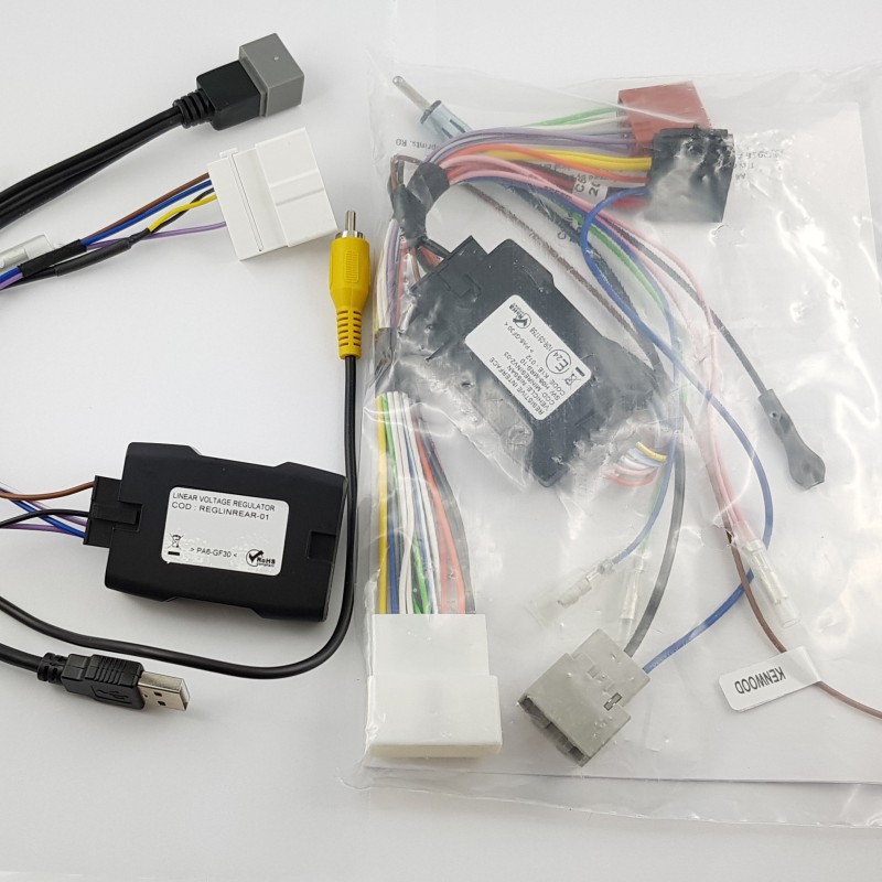 Kenwood Kit -2-DIN Schacht in den Fahrzeugen Nissan NV200, NV300 und NV400