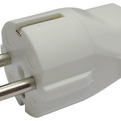 DEUTSCHE AUF SCHWEIZER STECKER 220V