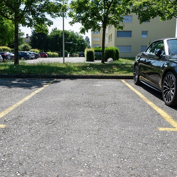 Radical R-D211 2-DIN DAB+ mit Montageset für Ford Focus anthrazit lackiert