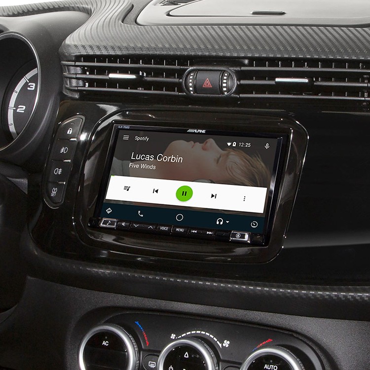 Alpine KIT-7AR-940 - 7 Zoll Einbaukit für  Alfa Romeo Giulietta