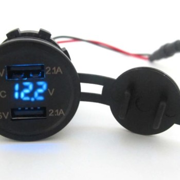 USB Ladeadapter 12V/24V 2 X 5V 2.1A zur Installation / Blau