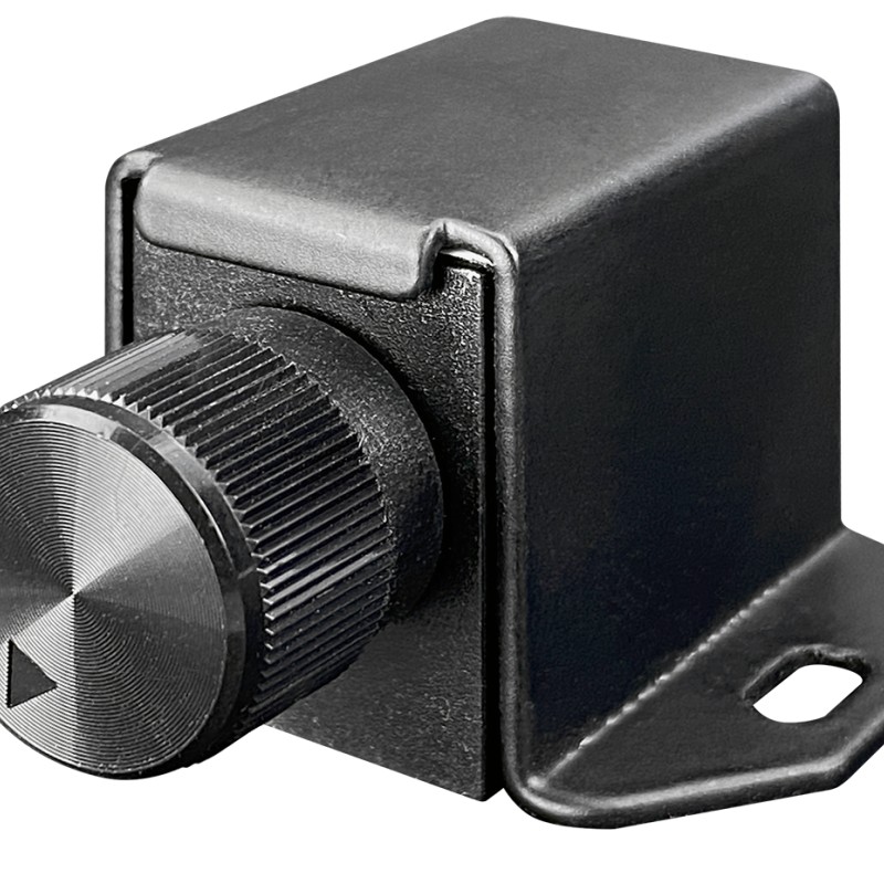 AXTON AT101 24 V Truck Amplifier 1 x 230 W RMS